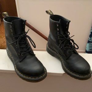 Leather Docs. Great Condition.